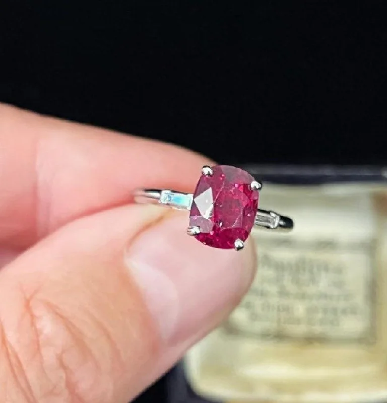 1920s Raymond Yard 3.04ct Ruby and Diamond Ring