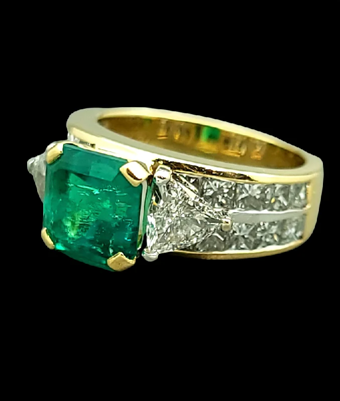 3 Carat Natural Emerald Diamond Ring 18K Yellow Gold