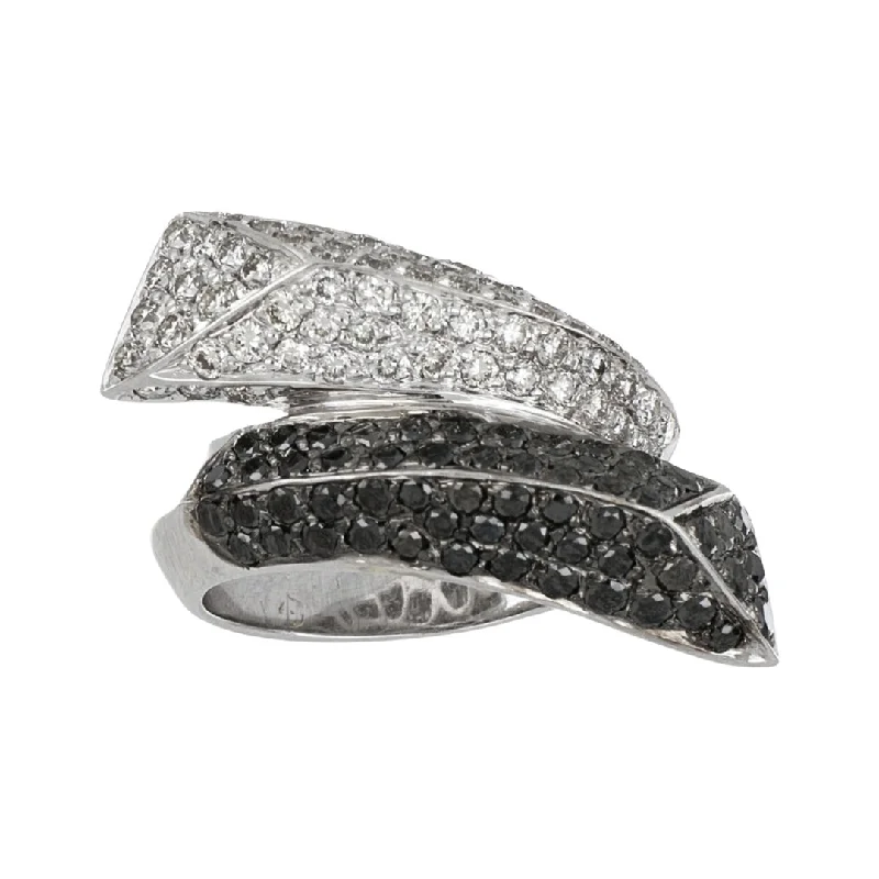 Black Diamond Ring (Black Diamond 1.5 cts. White Diamond Included cts.)