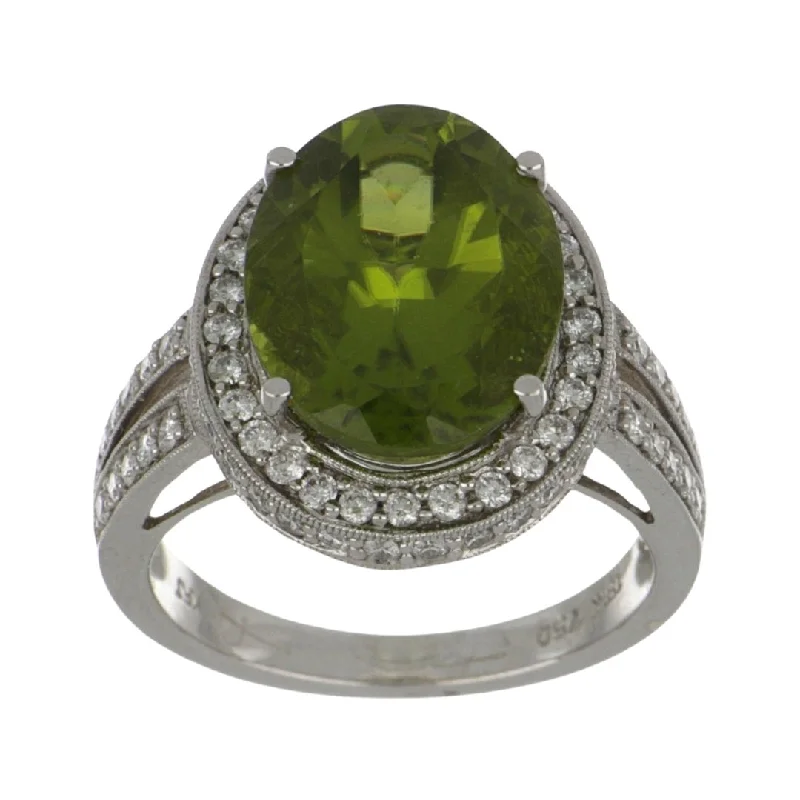 Peridot Ring (Peridot 7.7 cts. White Diamond 0.9 cts.)