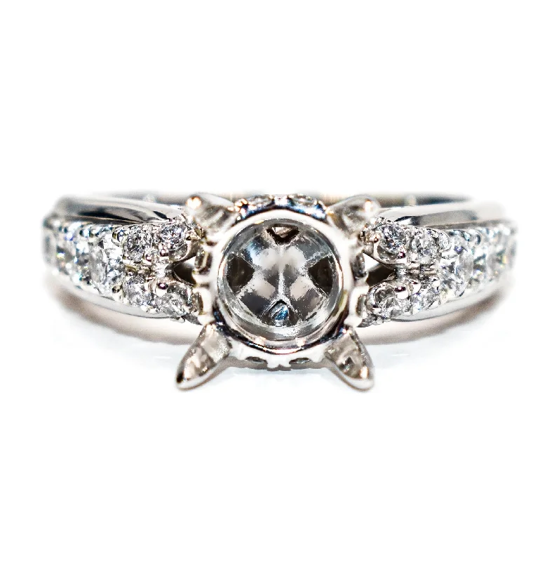 Round Diamond Engagement Ring With Diamond Gallery