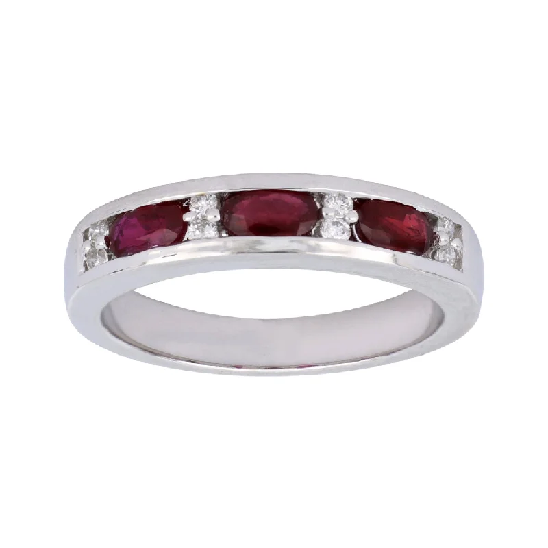 Ruby Ring (Ruby 0.85 cts. White Diamond 0.12 cts.)