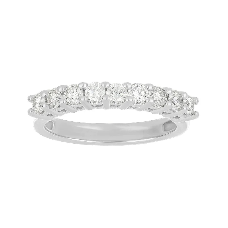 White Diamond Ring (White Diamond 0.72 cts.)