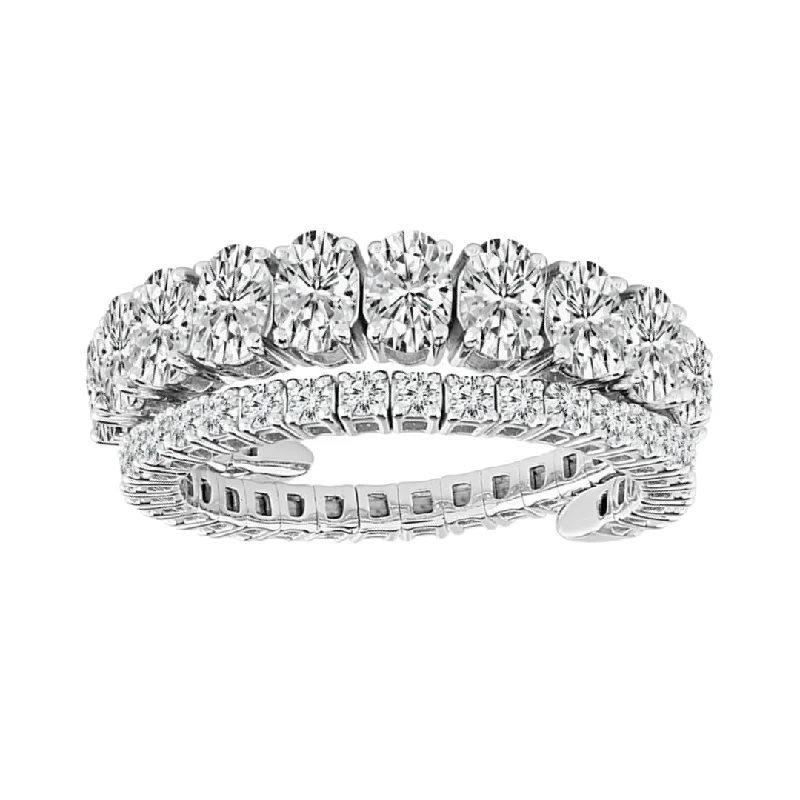 White Diamond Ring (White Diamond 2 cts. White Diamond Included cts.)