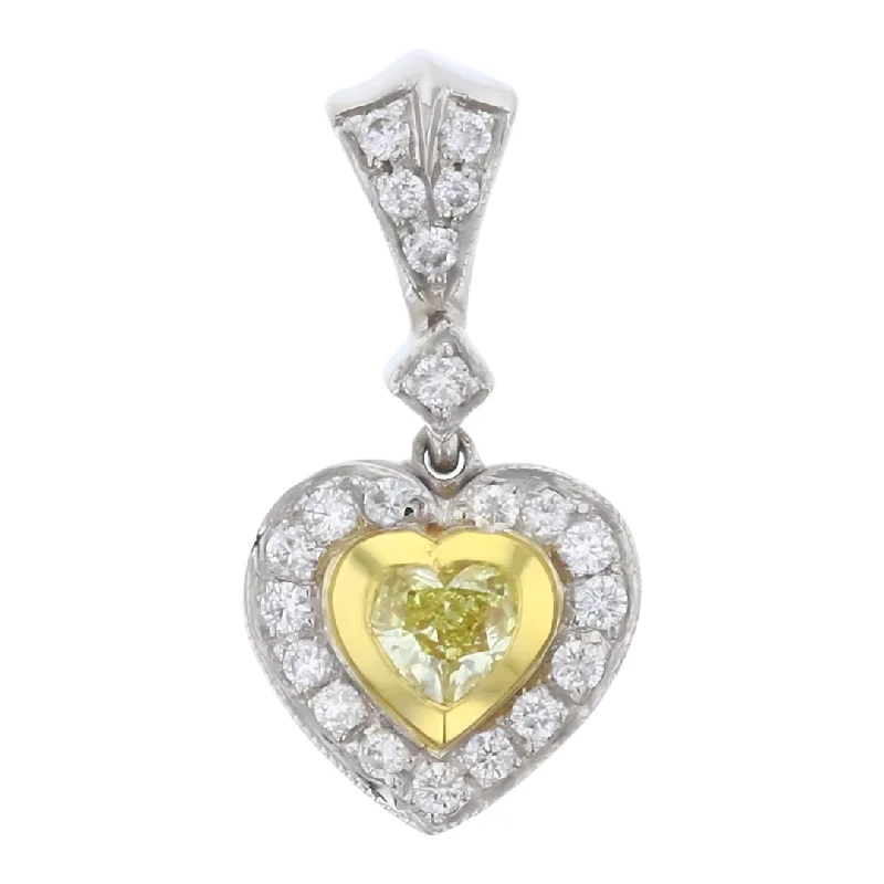 Yellow Diamond Pendant (Yellow Diamond 0.45 cts. White Diamond 0.42 cts.)