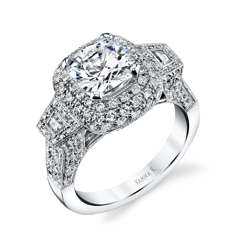 18K White Gold Halo Diamond Engagement Ring