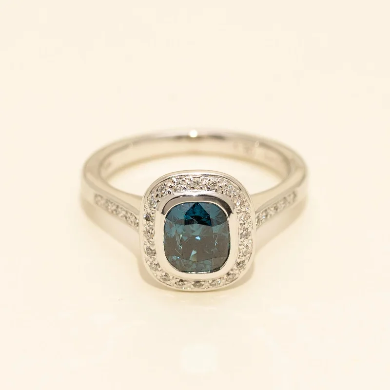 Blue Cushion Diamond Engagement Ring in 18kt White Gold (1 5/8ct tw)