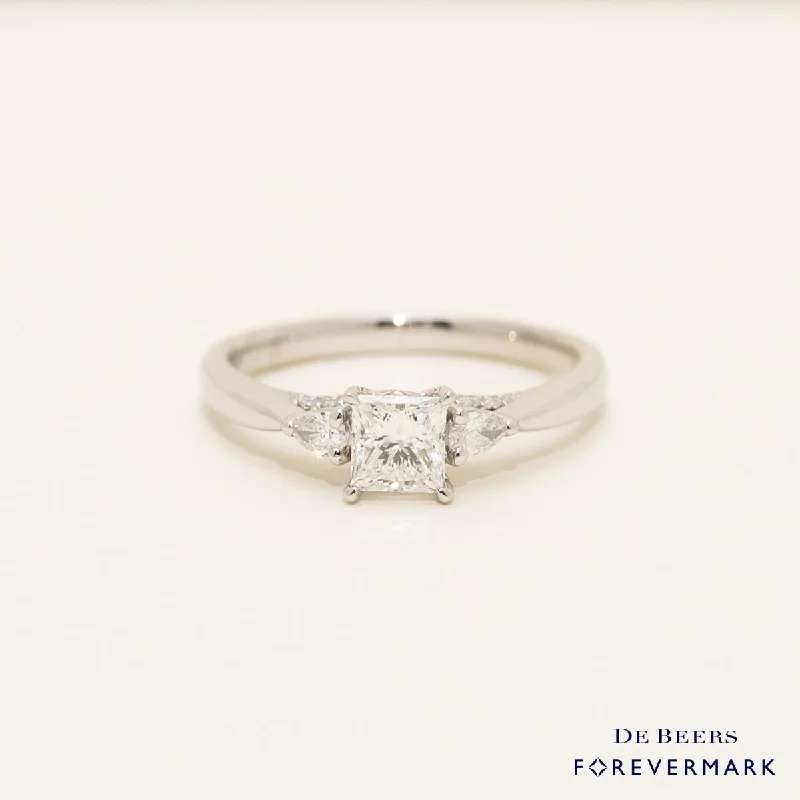 Forevermark Princess Cut Diamond Three Stone Engagement Ring in 14kt White Gold (3/4ct tw)