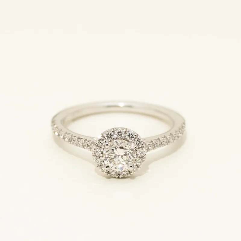 Diamond Halo Engagement Ring in 14kt White Gold (3/4ct tw)