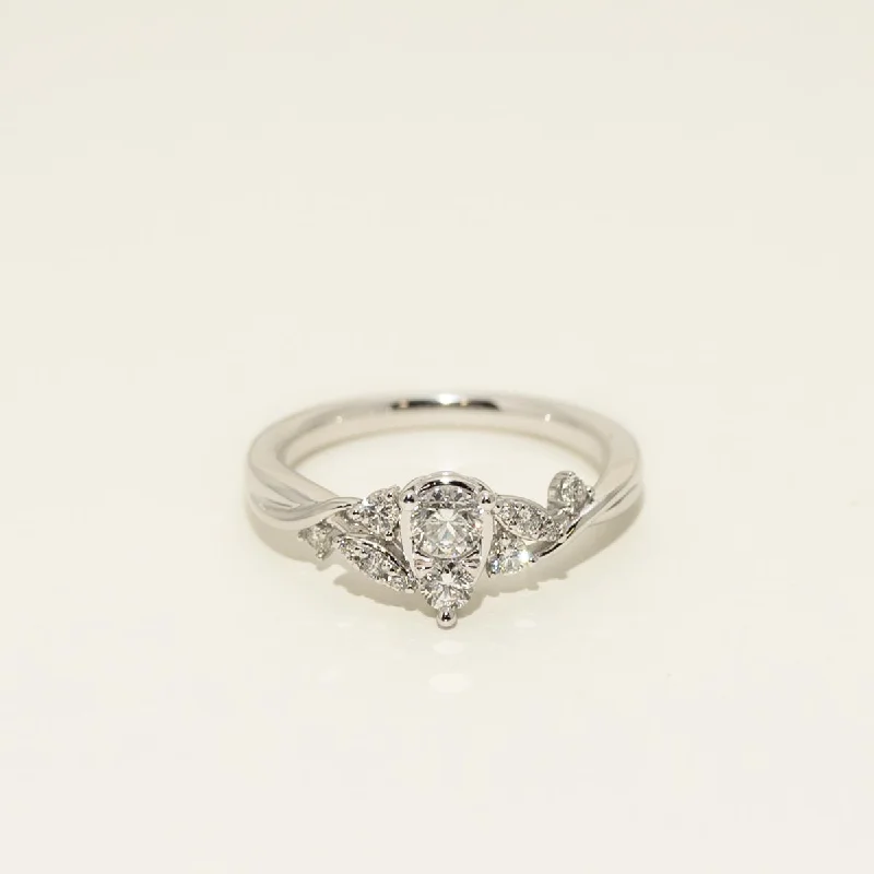 Diamond Pear Shaped Engagement Ring in 14kt White Gold (1/4ct tw)