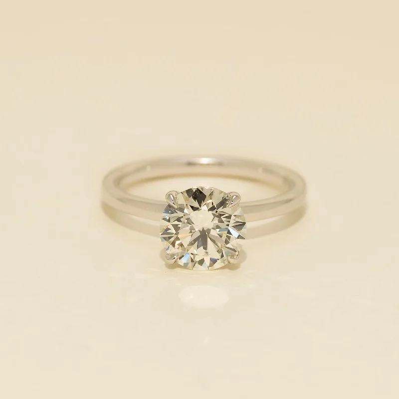 Diamond Solitaire Engagement Ring in 18kt White Gold (2ct)