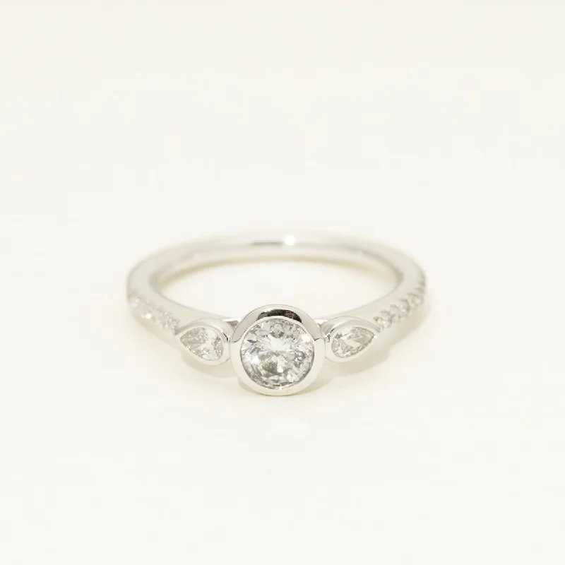 Northern Star Diamond Engagement Ring in 14kt White Gold (3/4ct tw)