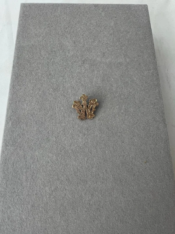 Estate Collection - Small Pin